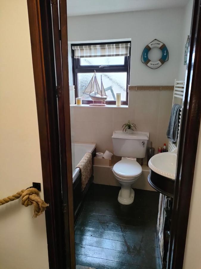 Fishermen'S Cottage With Log Burner, 2 Bathrooms & Sea Views From Garden Terraces Mumbles Exterior foto