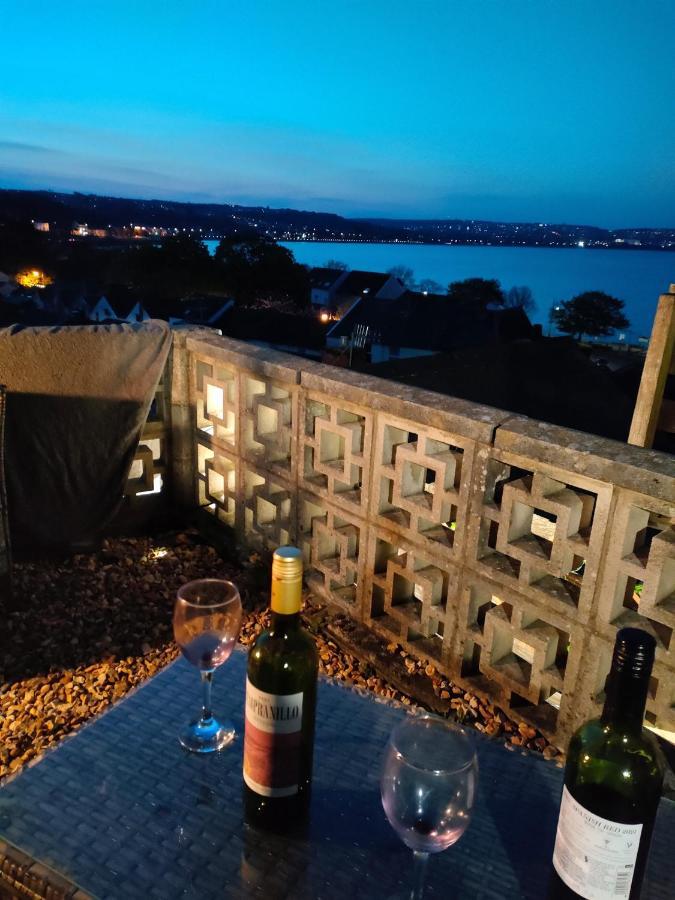 Fishermen'S Cottage With Log Burner, 2 Bathrooms & Sea Views From Garden Terraces Mumbles Exterior foto