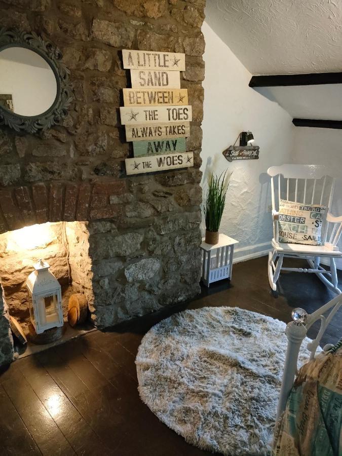 Fishermen'S Cottage With Log Burner, 2 Bathrooms & Sea Views From Garden Terraces Mumbles Exterior foto